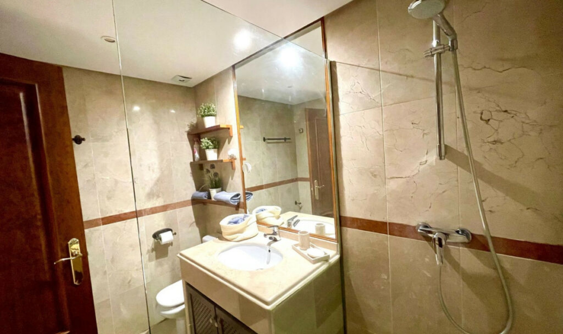 Resale - Apartment -
Los Monteros