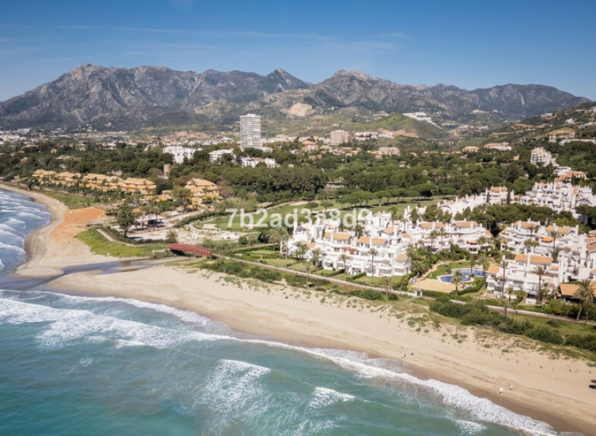 Resale - Apartment -
Los Monteros