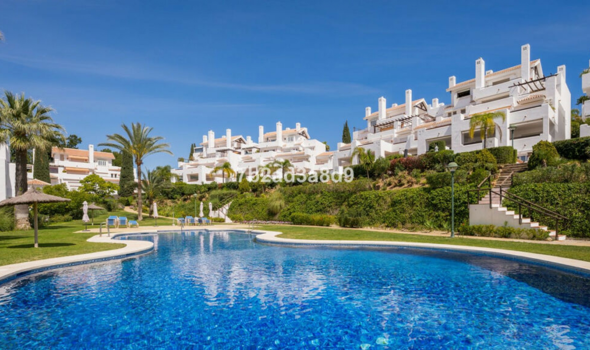 Resale - Apartment -
Los Monteros