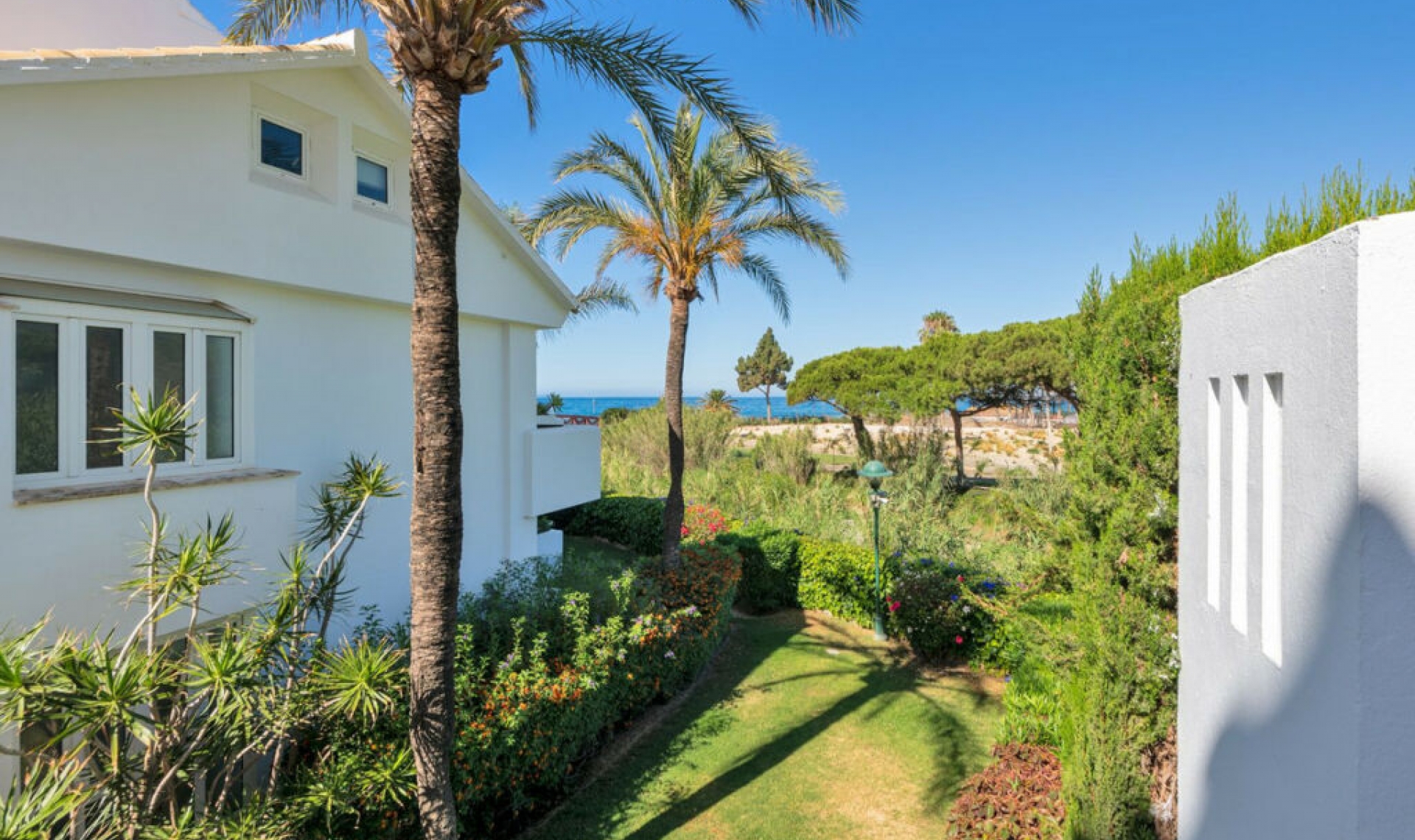 Resale - Apartment -
Los Monteros
