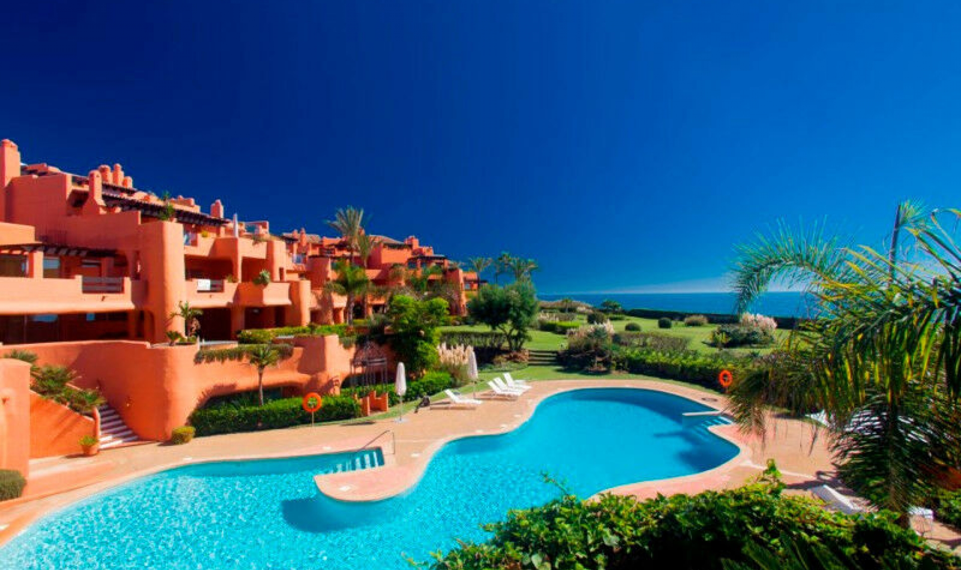 Resale - Apartment -
Los Monteros