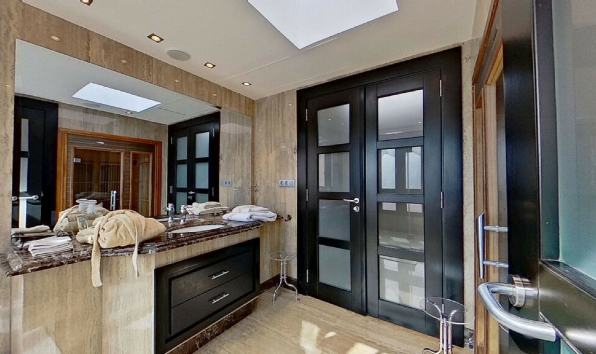 Resale - Apartment -
Los Monteros