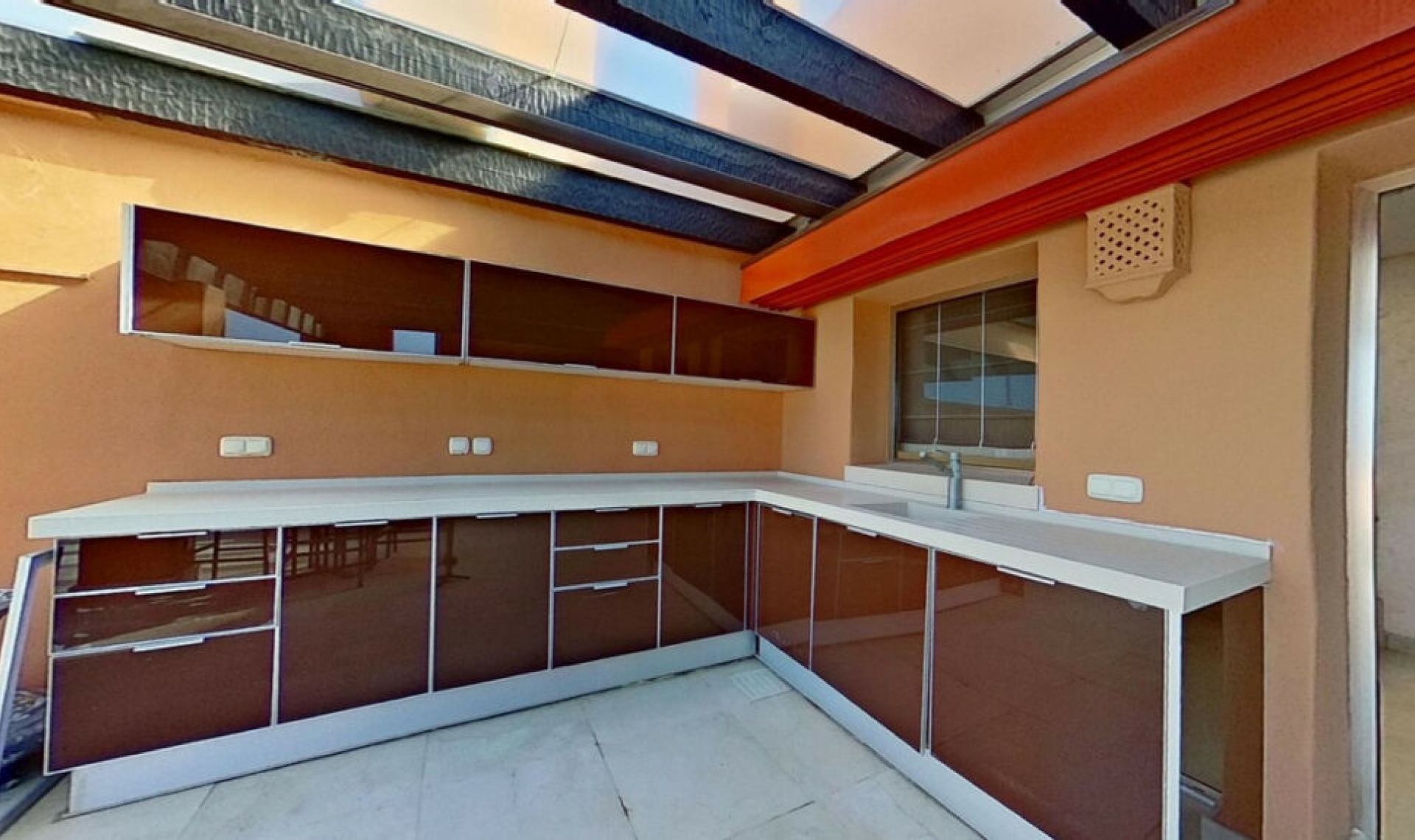 Resale - Apartment -
Los Monteros