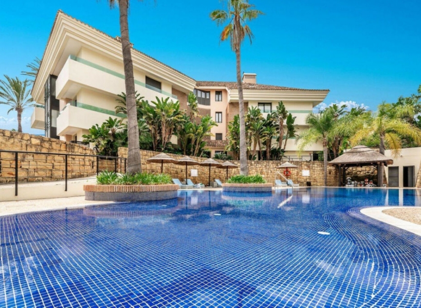 Resale - Apartment -
Los Monteros
