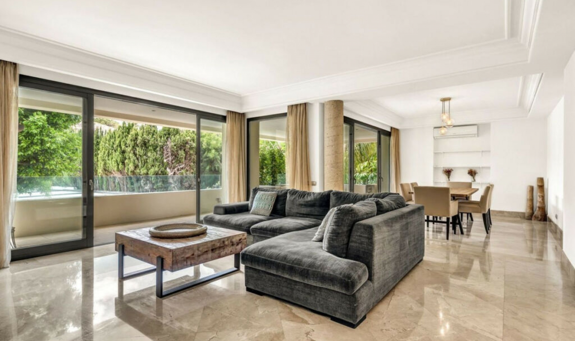 Resale - Apartment -
Los Monteros