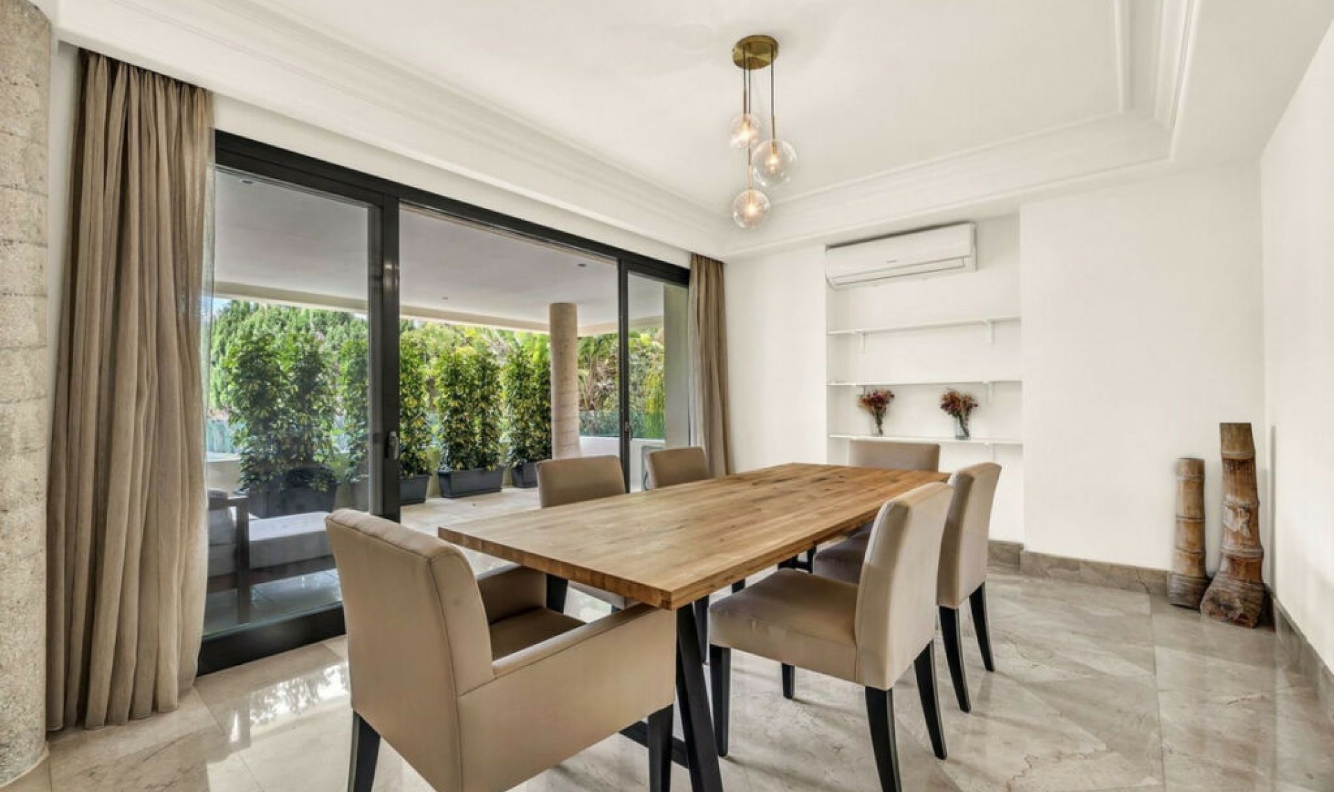 Resale - Apartment -
Los Monteros