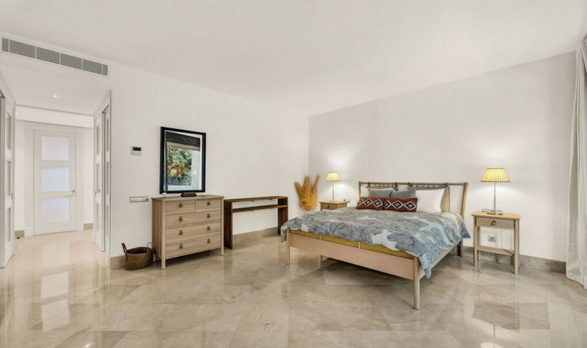 Resale - Apartment -
Los Monteros