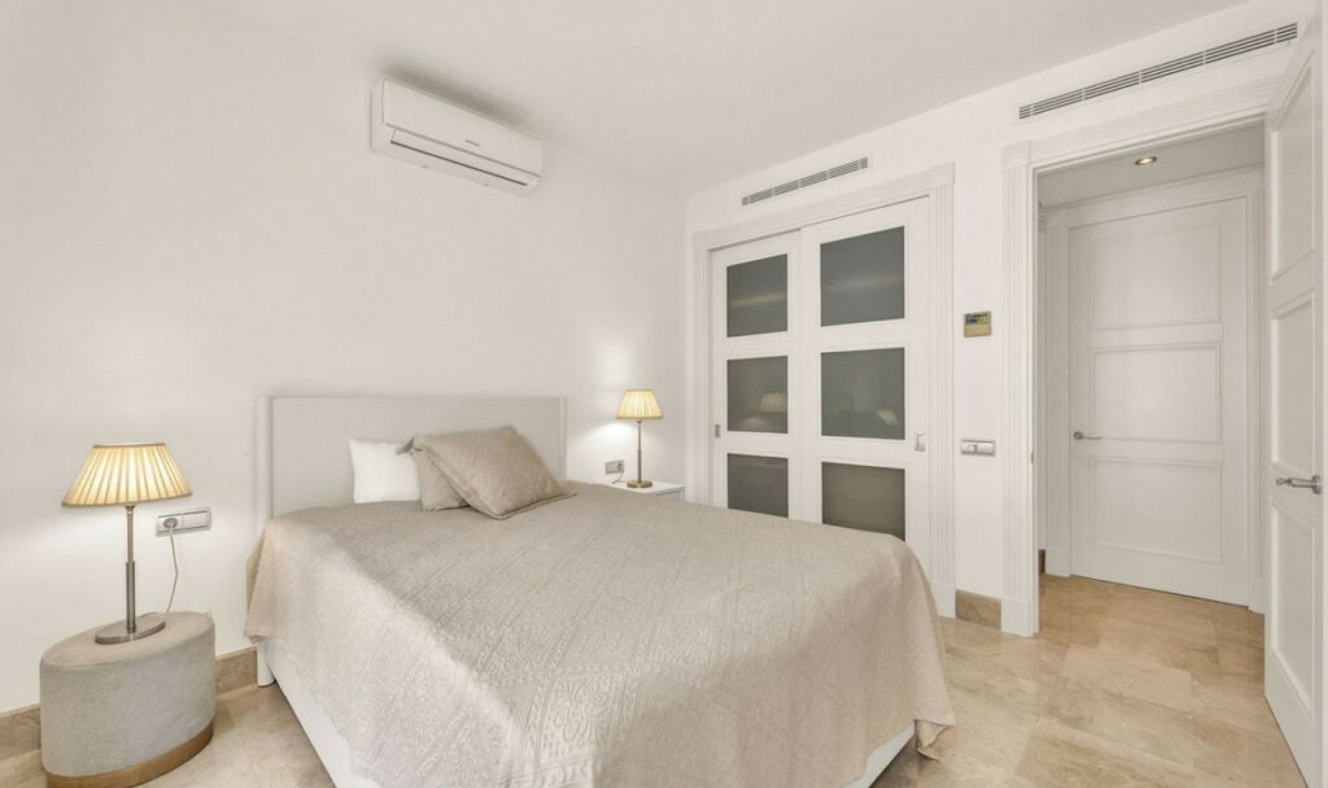 Resale - Apartment -
Los Monteros