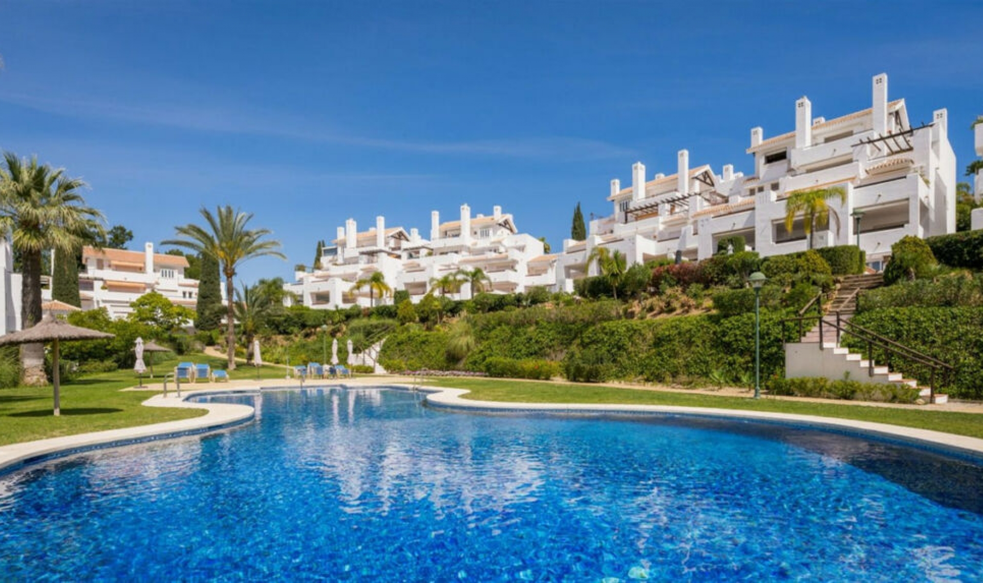 Resale - Apartment -
Los Monteros