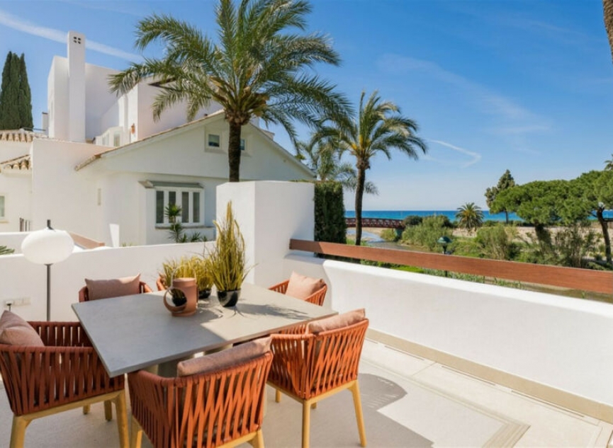 Resale - Apartment -
Los Monteros
