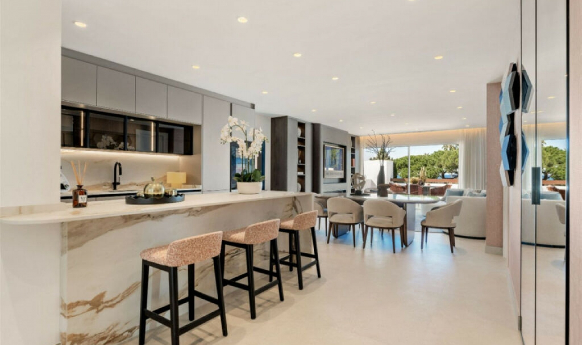 Resale - Apartment -
Los Monteros