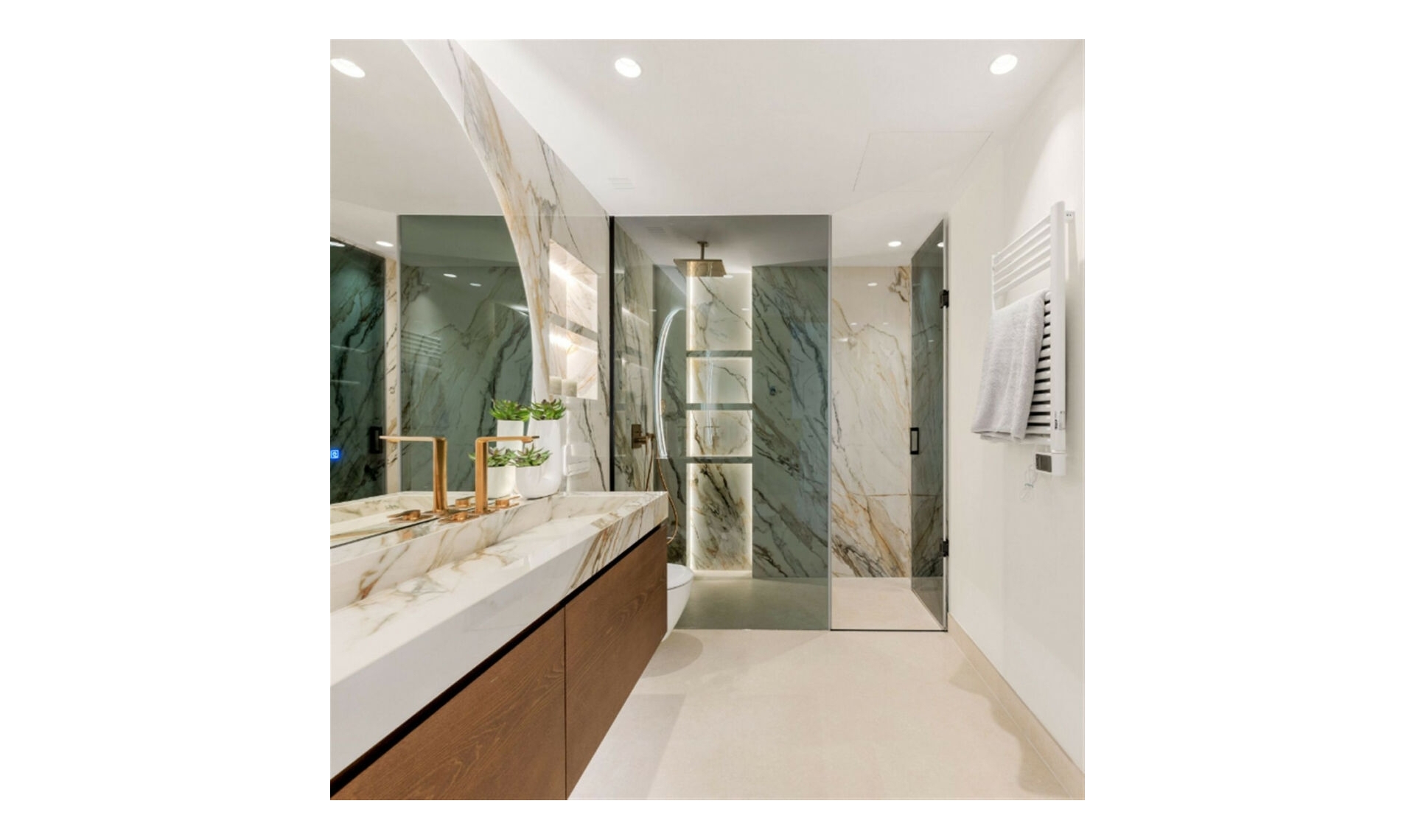 Resale - Apartment -
Los Monteros