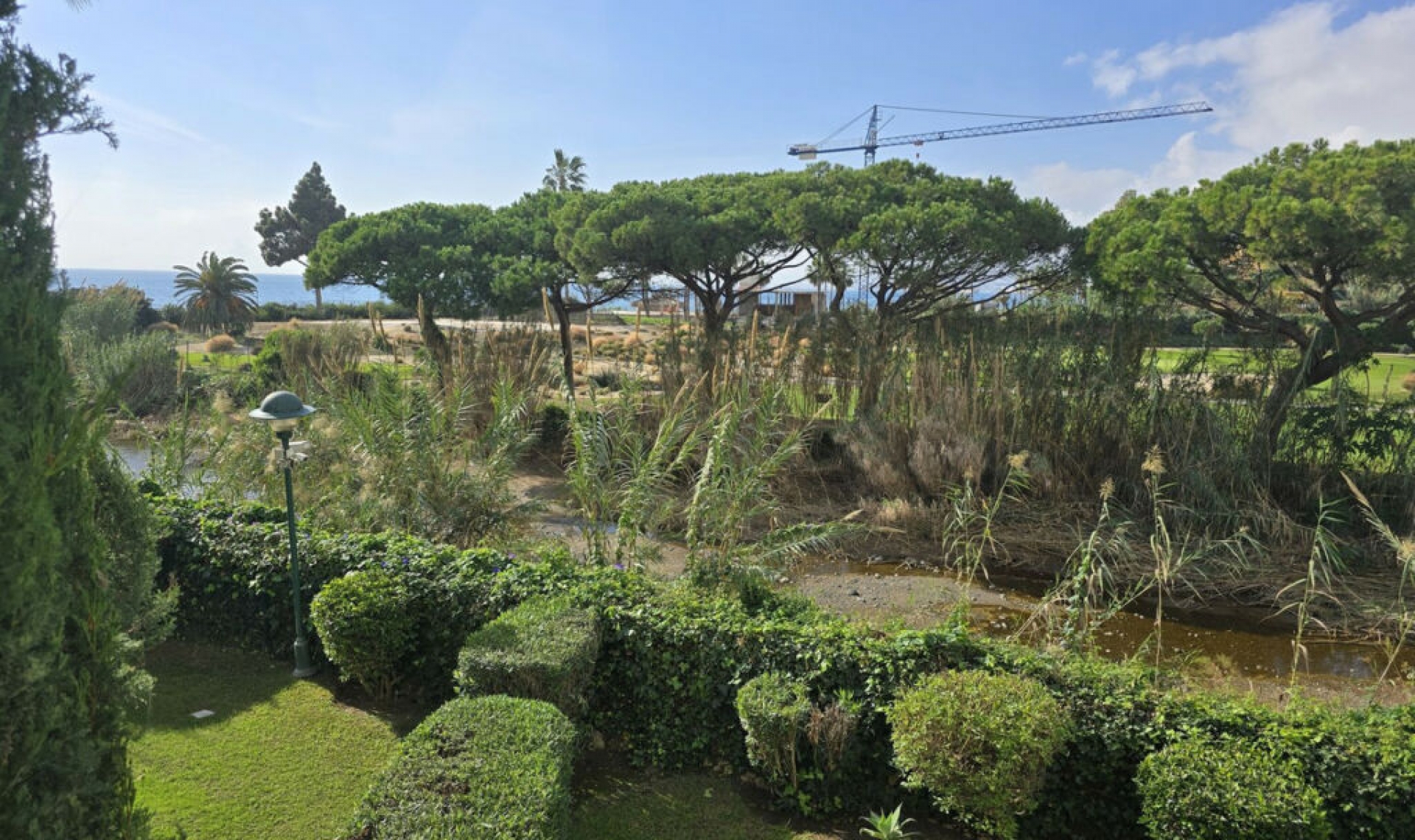 Resale - Apartment -
Los Monteros