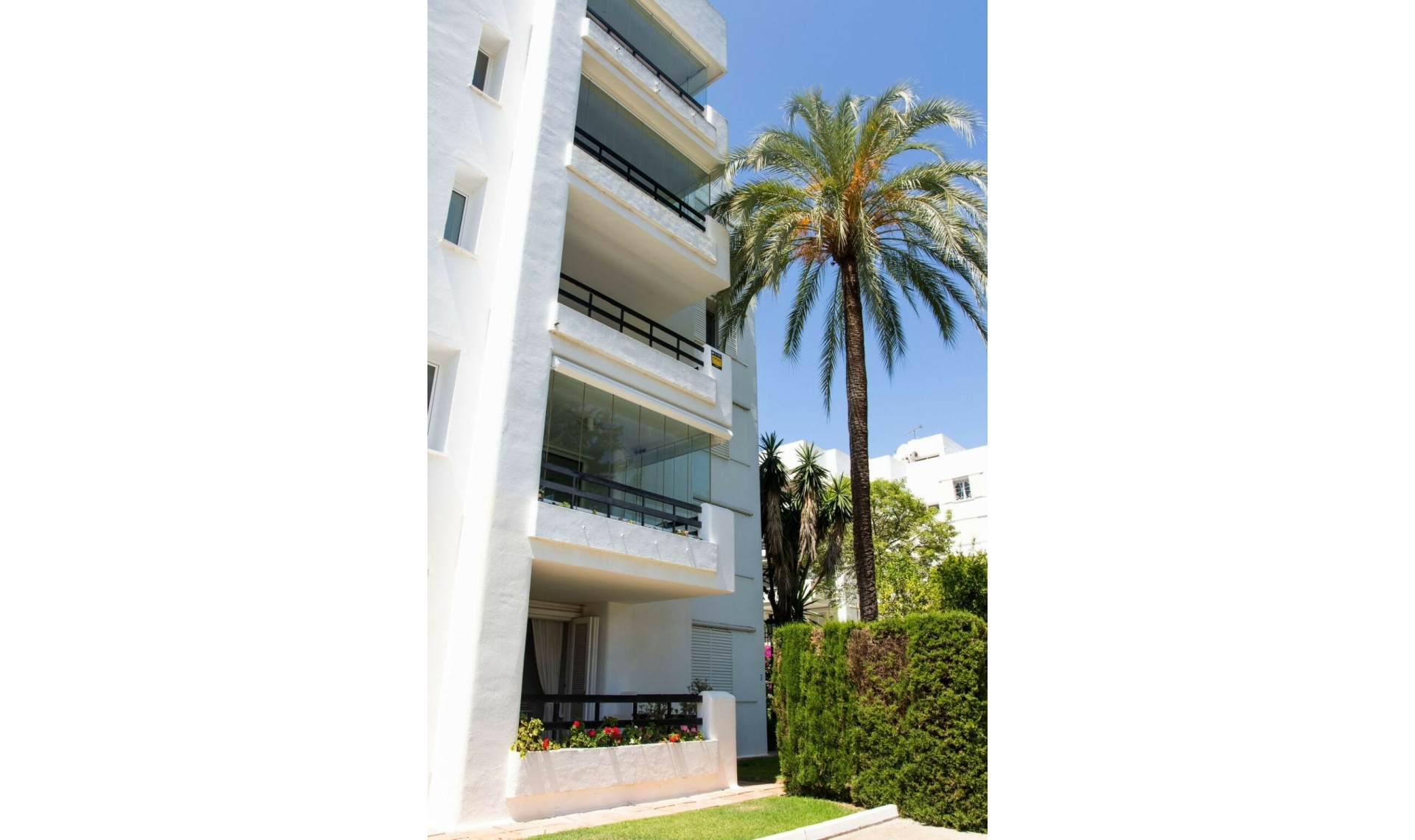 Resale - Apartment -
Los Monteros