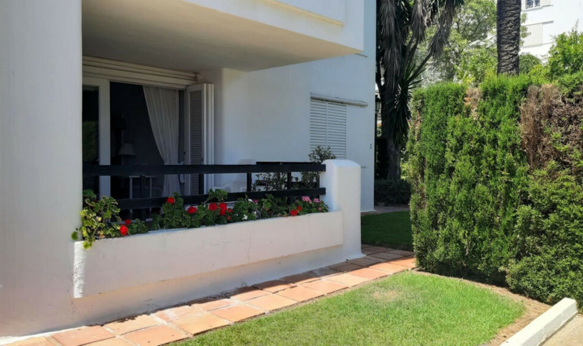 Resale - Apartment -
Los Monteros