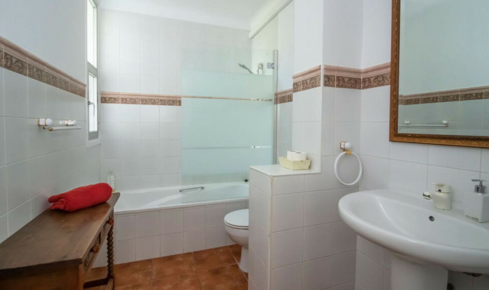 Resale - Apartment -
Los Monteros