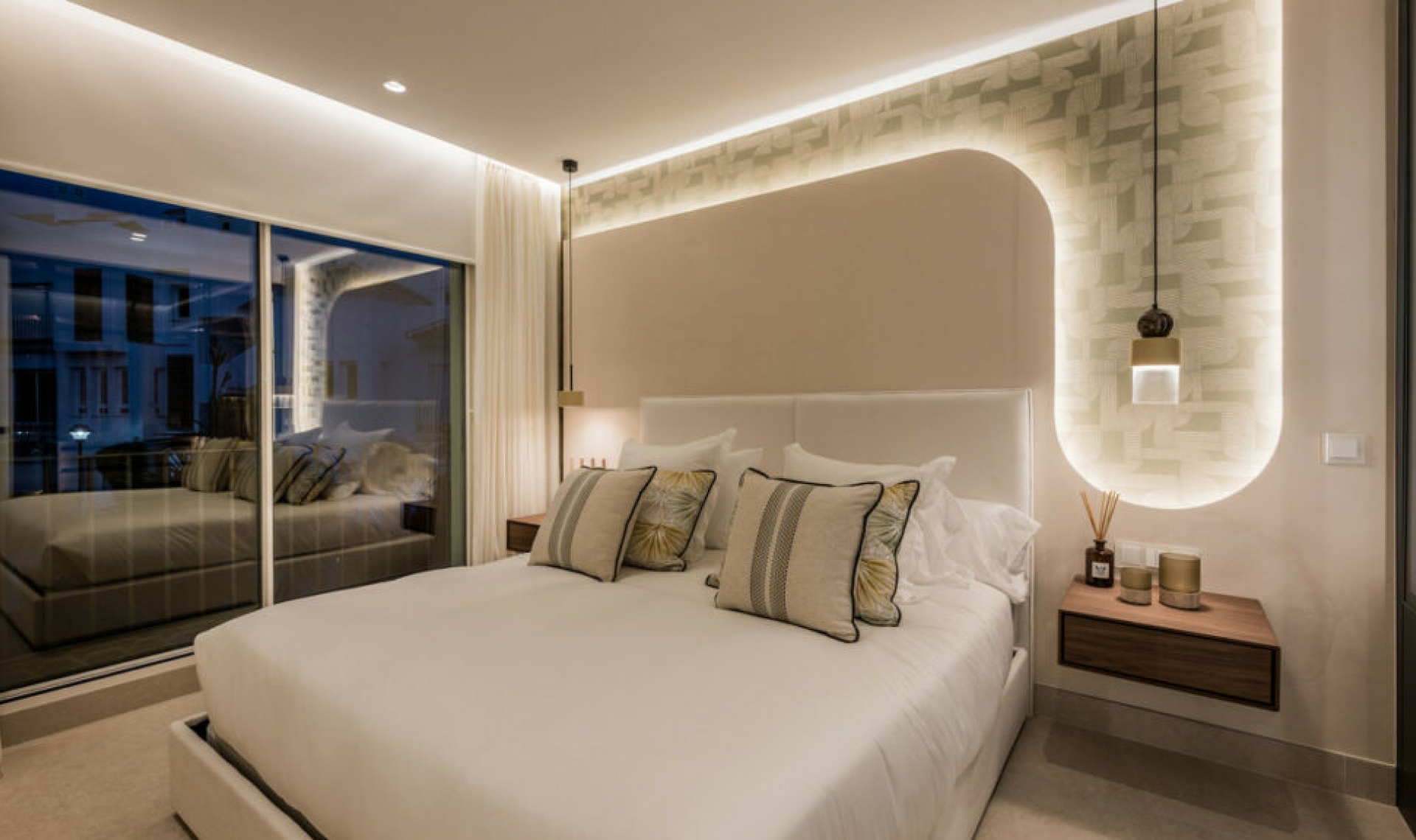 Resale - Apartment -
Los Monteros