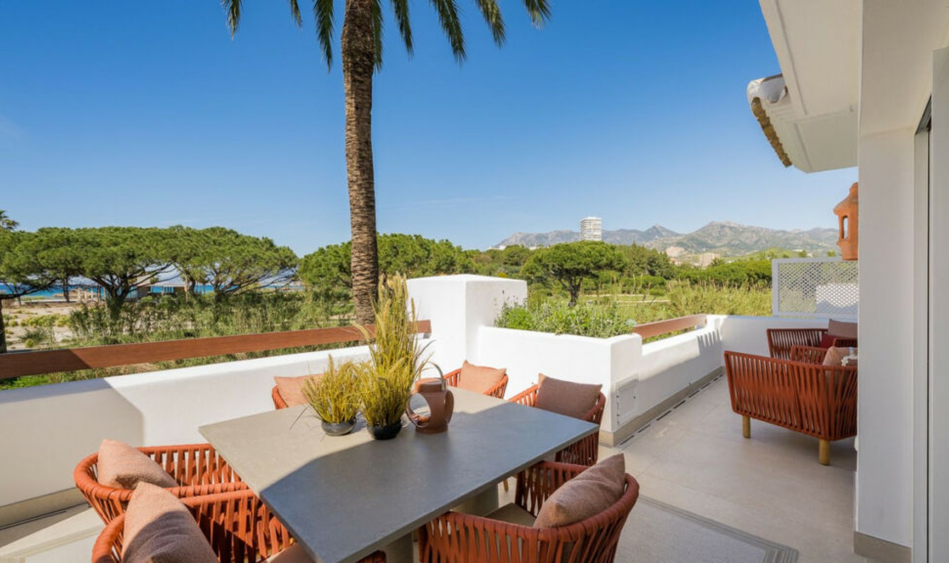 Resale - Apartment -
Los Monteros