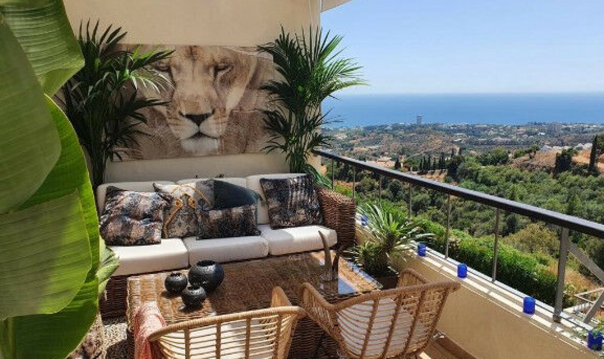 Resale - Apartment -
Los Monteros