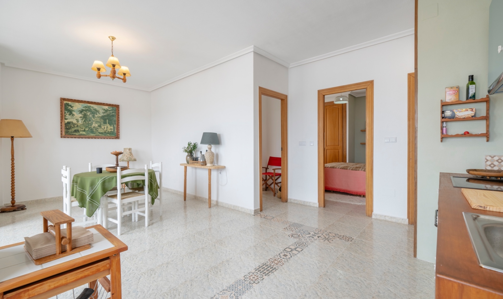 Resale - Apartment -
Los Montesinos