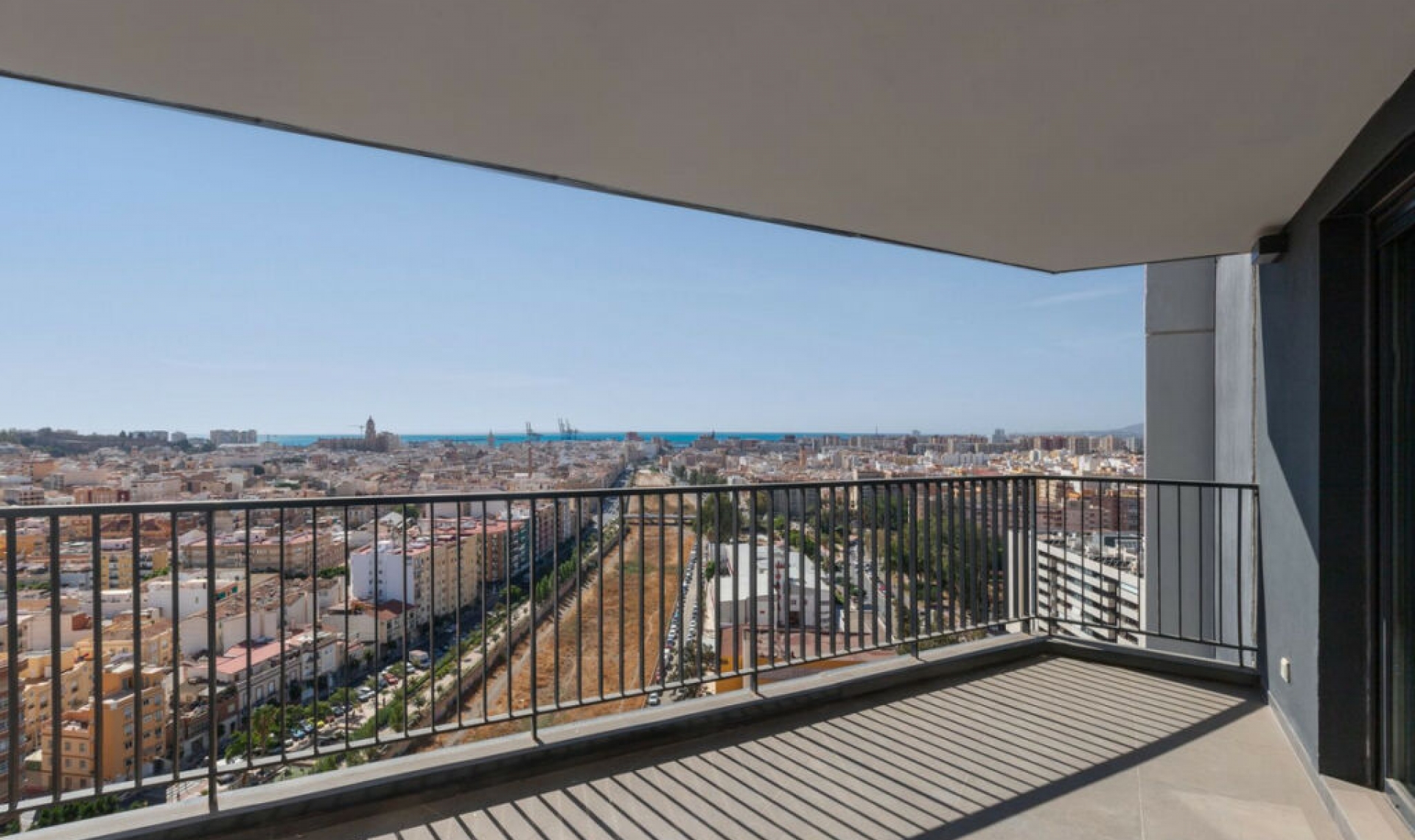 Resale - Apartment -
Málaga Centro
