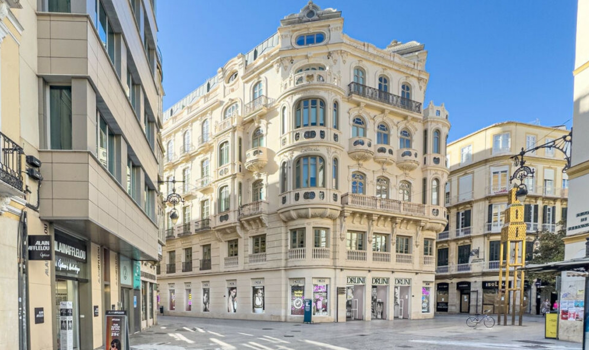 Resale - Apartment -
Málaga Centro