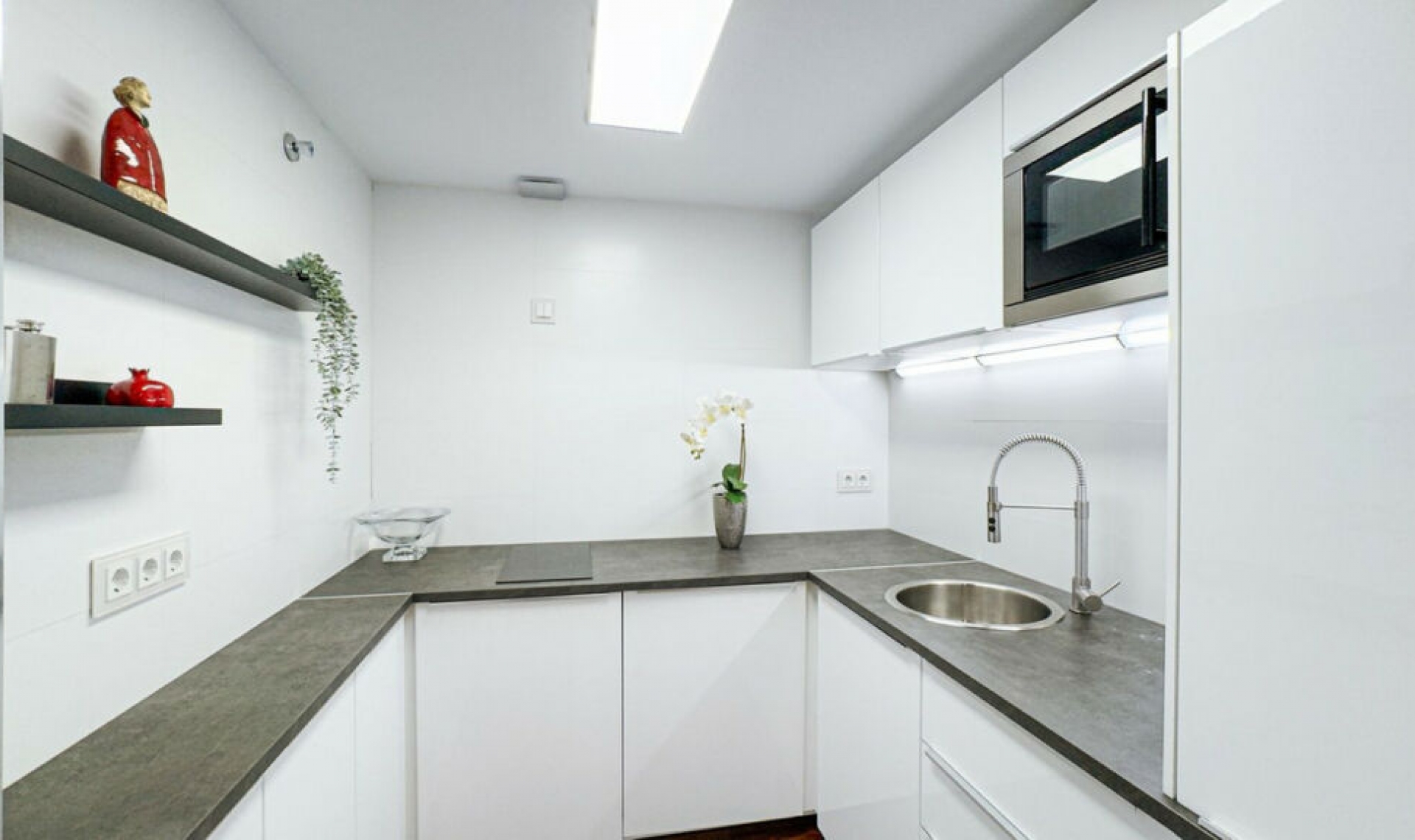 Resale - Apartment -
Málaga Centro