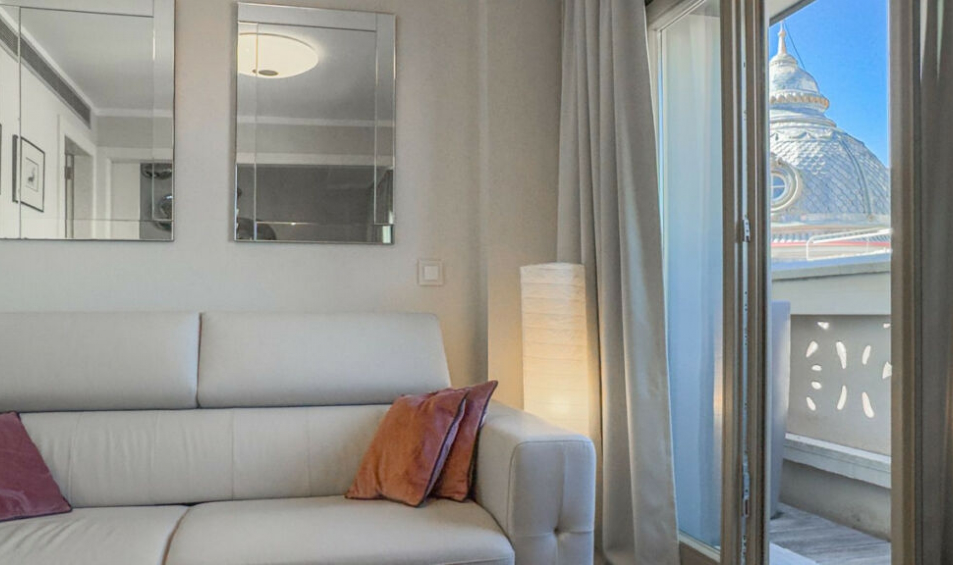 Resale - Apartment -
Málaga Centro
