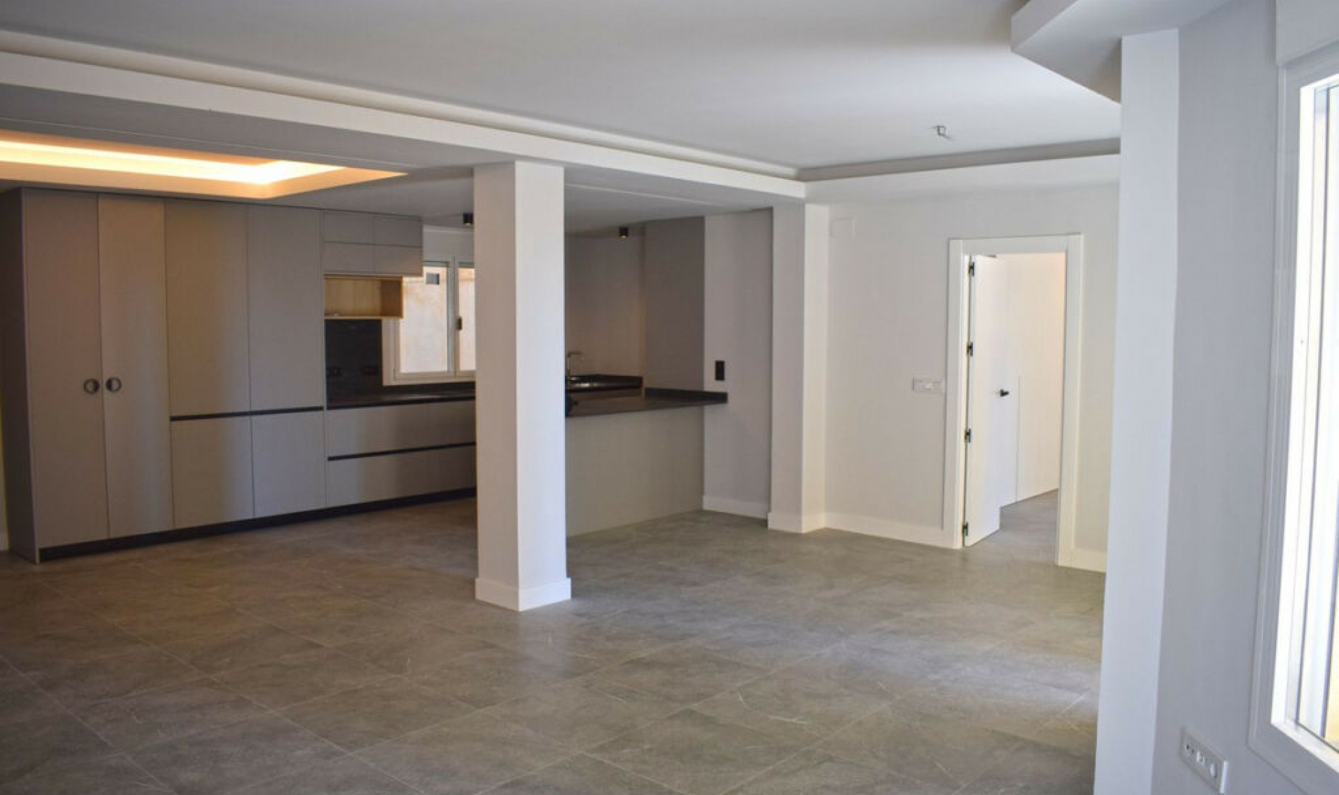 Resale - Apartment -
Málaga Centro