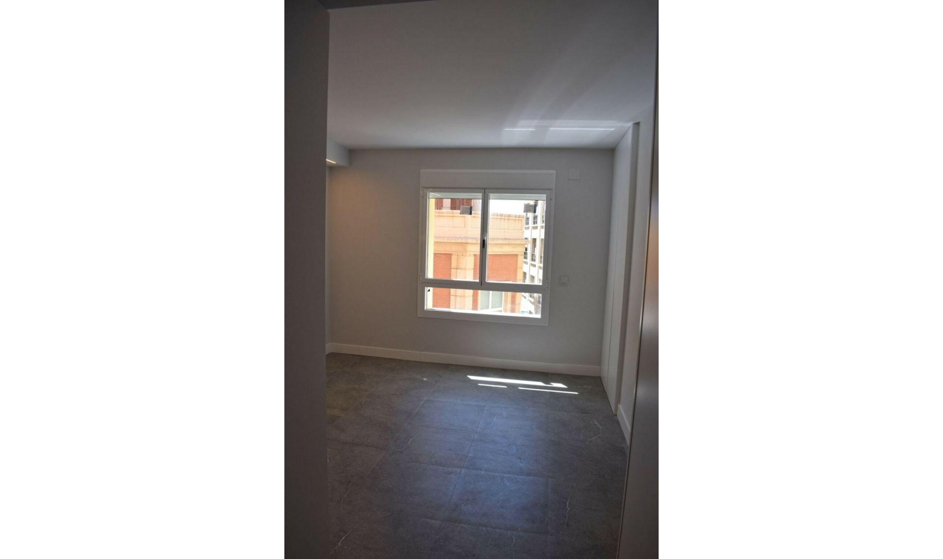 Resale - Apartment -
Málaga Centro