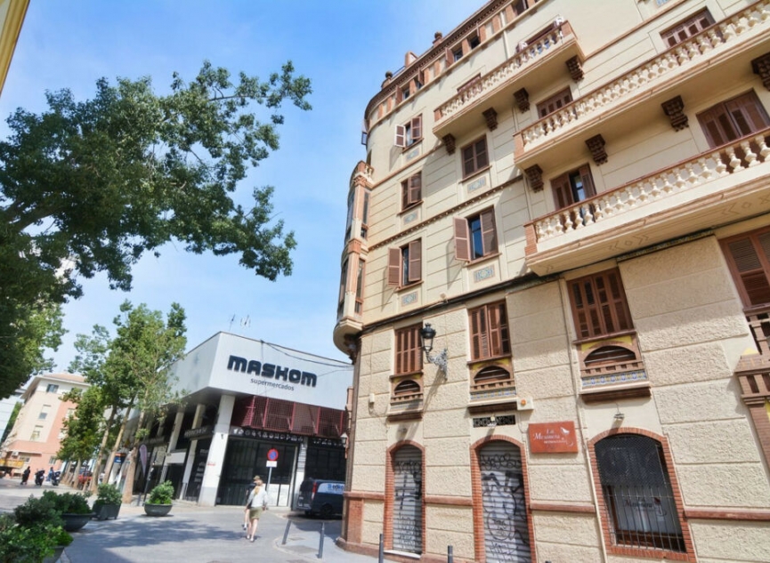 Resale - Apartment -
Málaga Centro