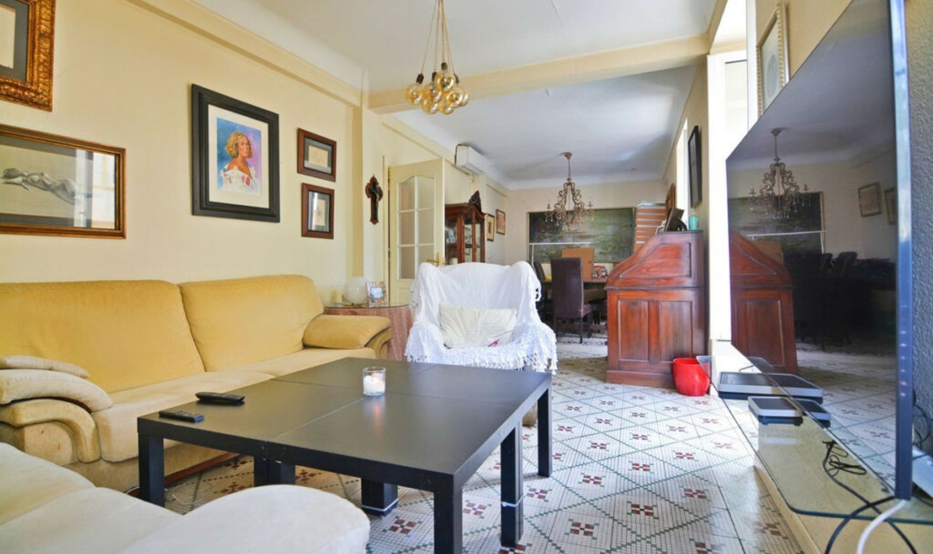 Resale - Apartment -
Málaga Centro
