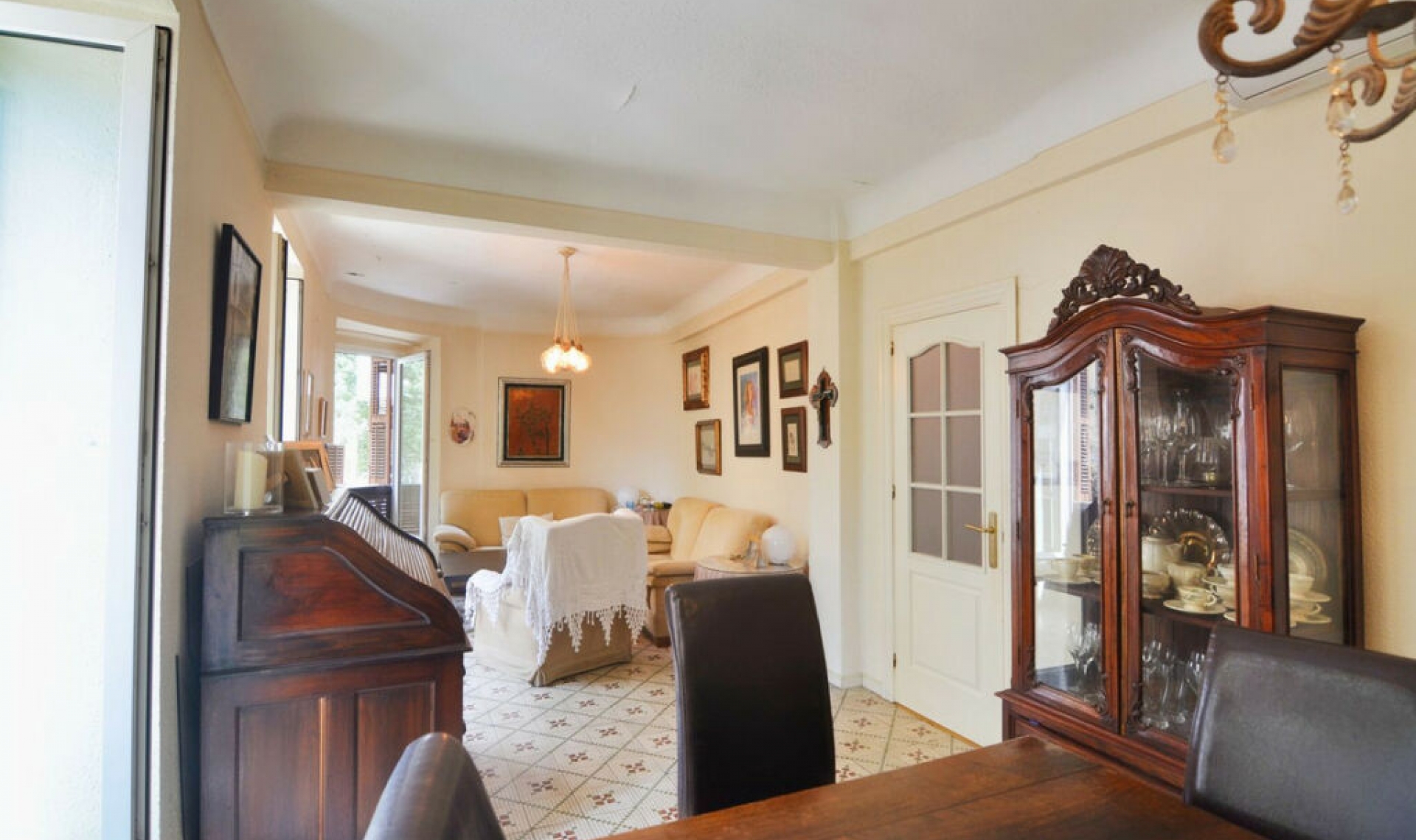 Resale - Apartment -
Málaga Centro