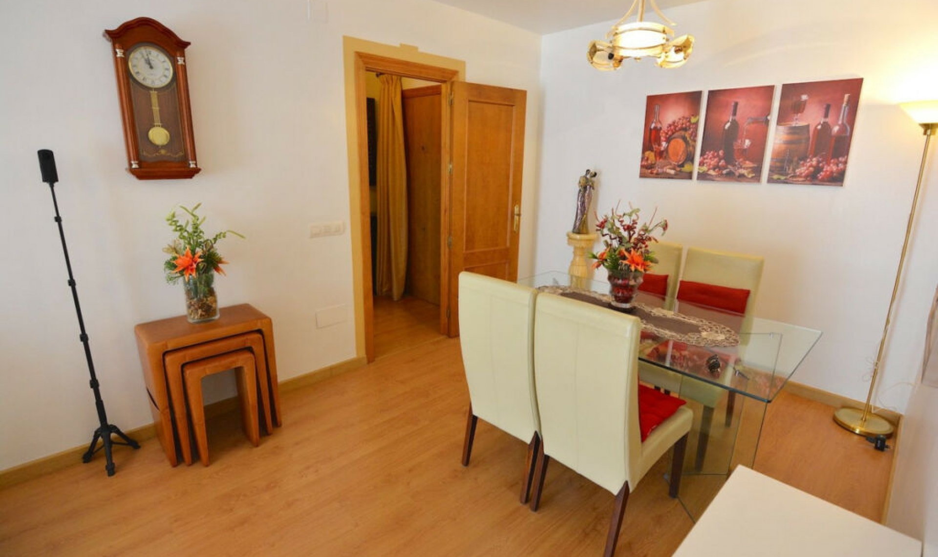 Resale - Apartment -
Málaga Centro