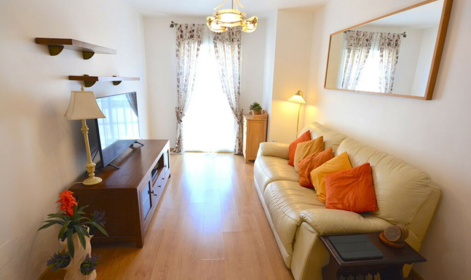 Resale - Apartment -
Málaga Centro