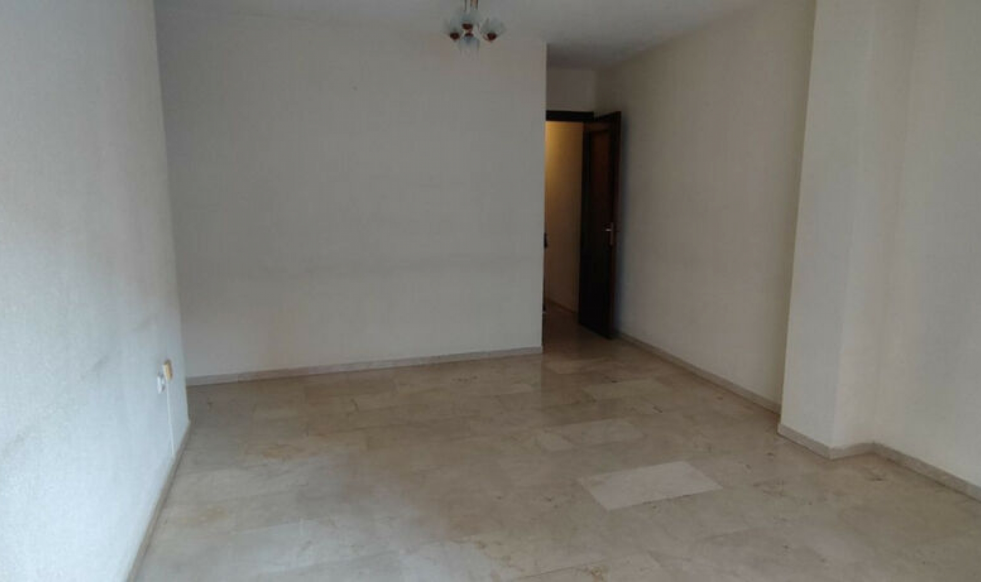 Resale - Apartment -
Málaga Centro