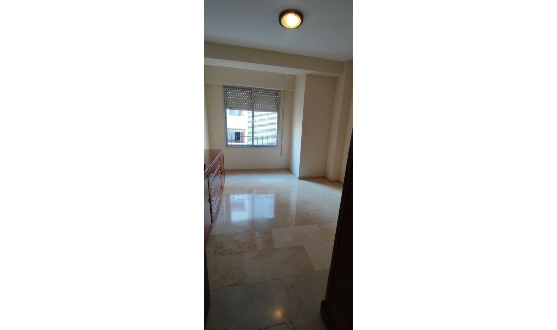 Resale - Apartment -
Málaga Centro