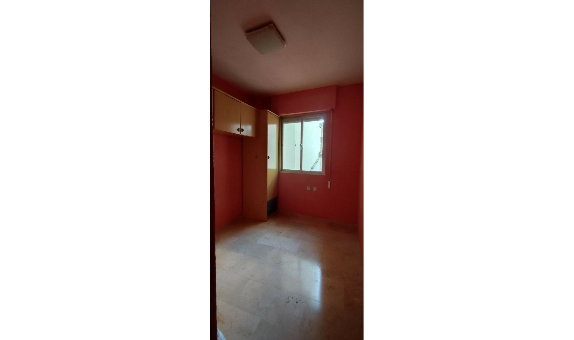 Resale - Apartment -
Málaga Centro