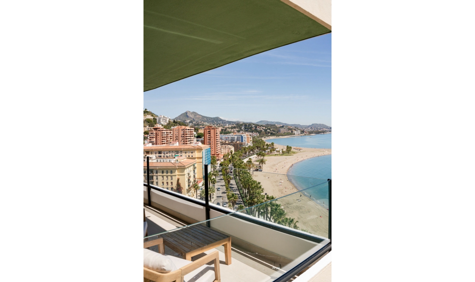 Resale - Apartment -
Málaga Centro