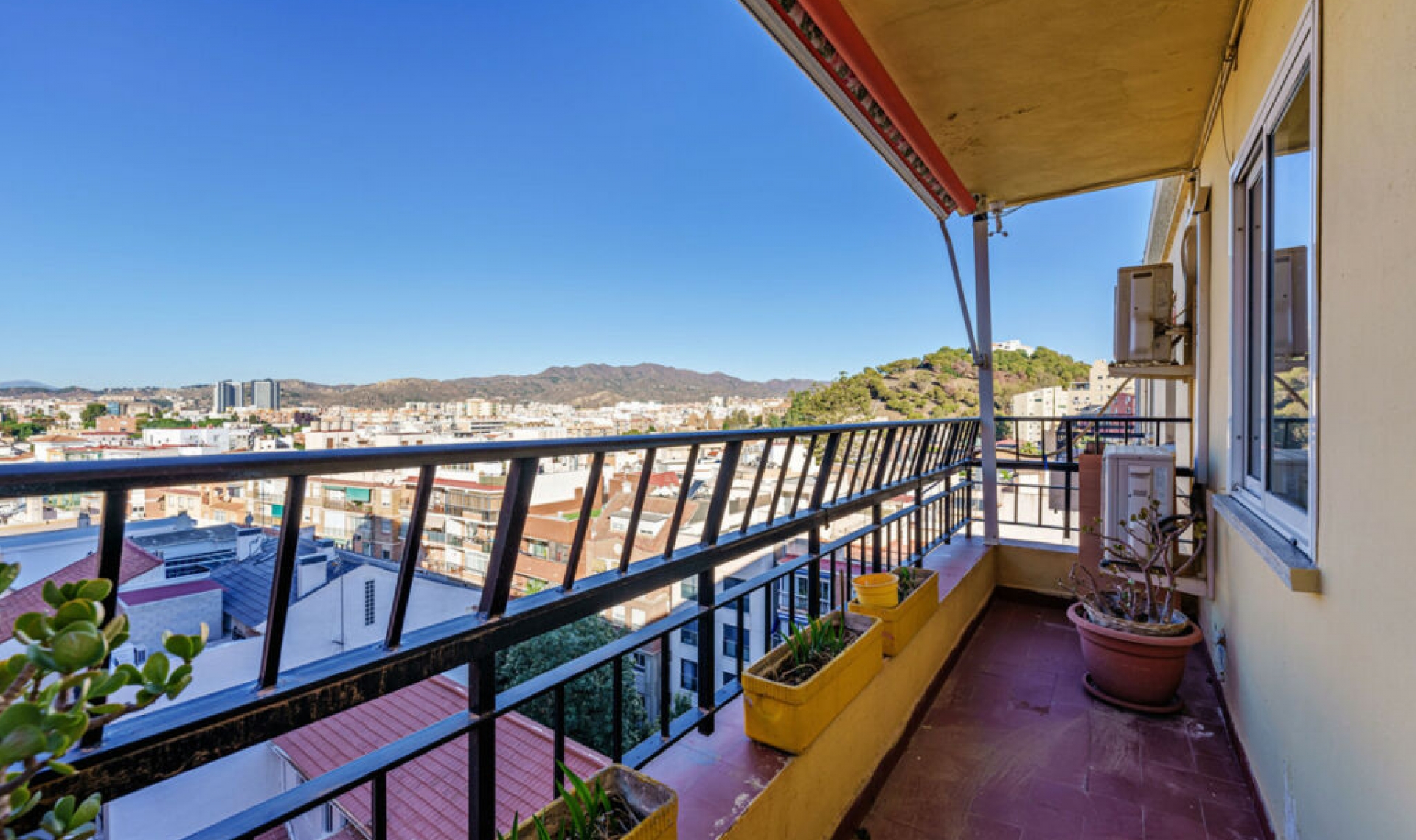 Resale - Apartment -
Málaga Centro