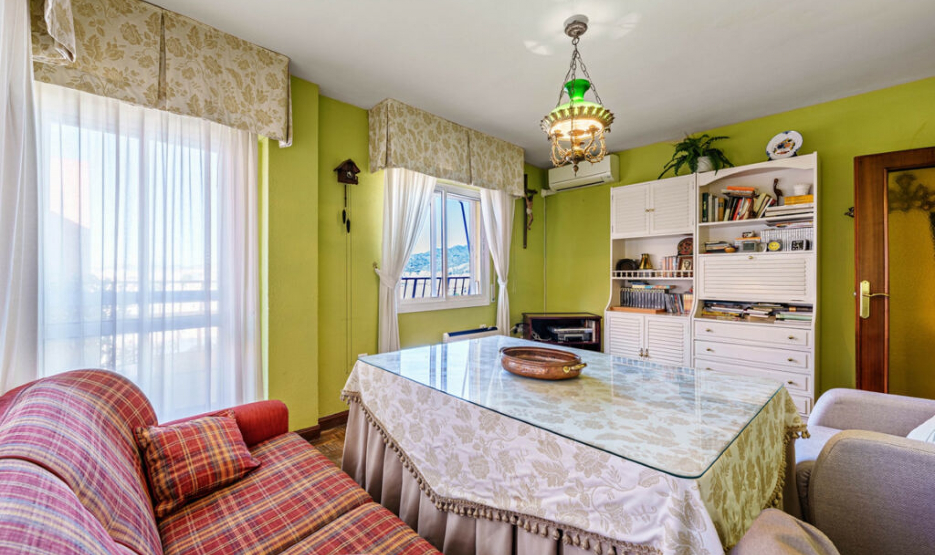 Resale - Apartment -
Málaga Centro