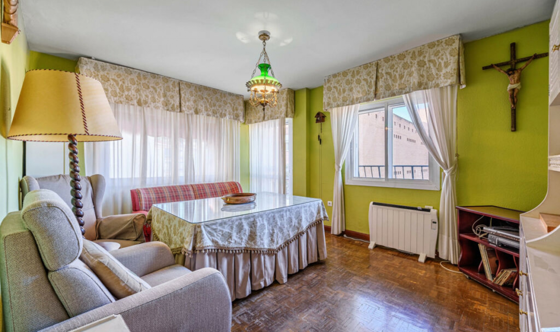 Resale - Apartment -
Málaga Centro