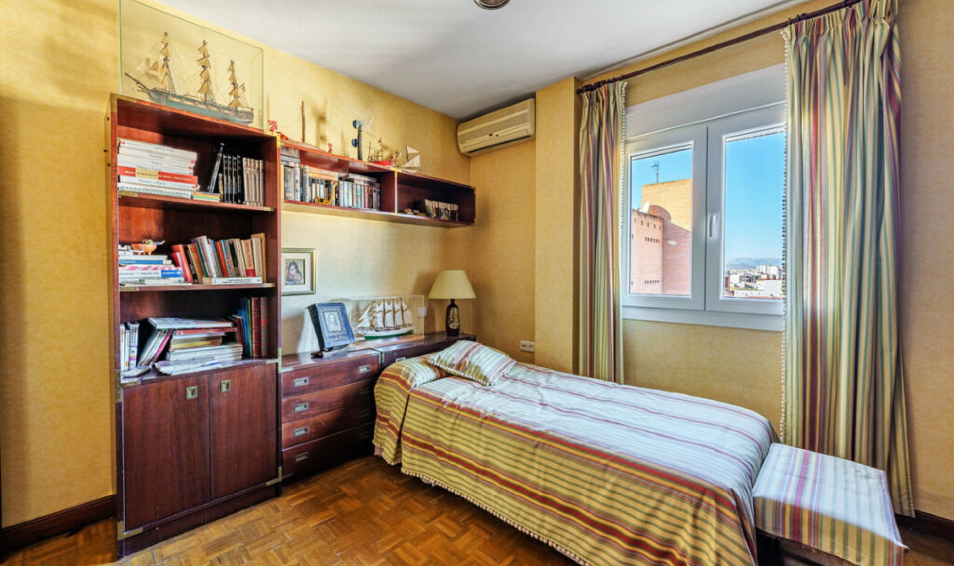 Resale - Apartment -
Málaga Centro