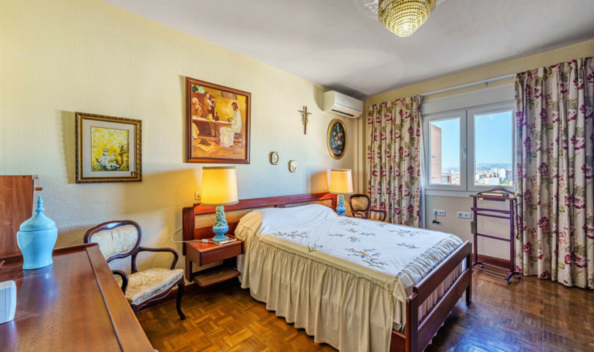 Resale - Apartment -
Málaga Centro