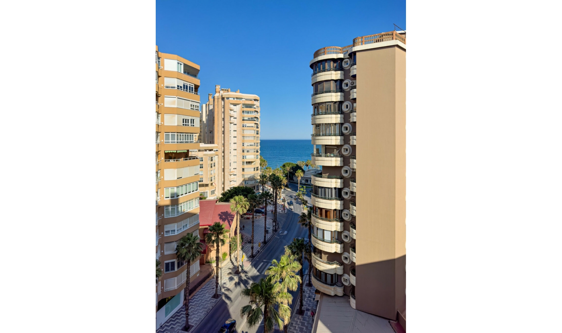 Resale - Apartment -
Málaga Centro