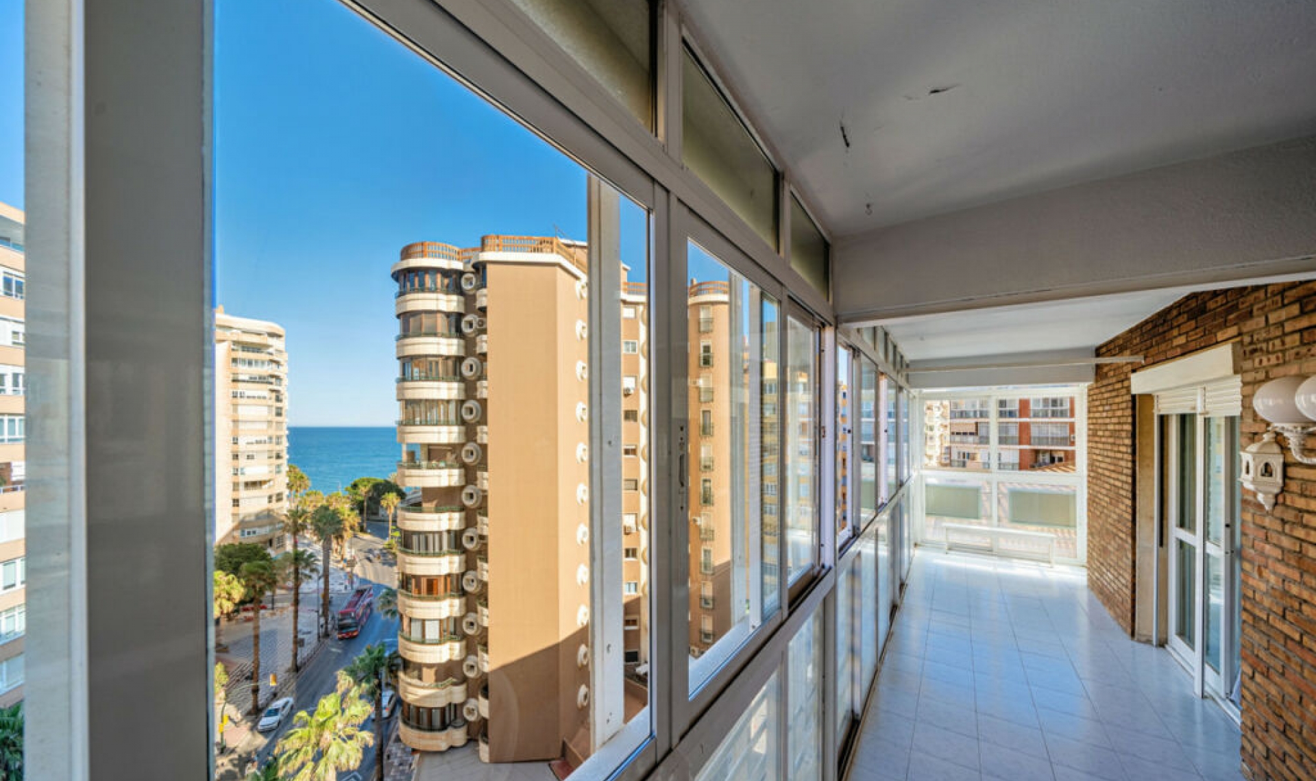 Resale - Apartment -
Málaga Centro