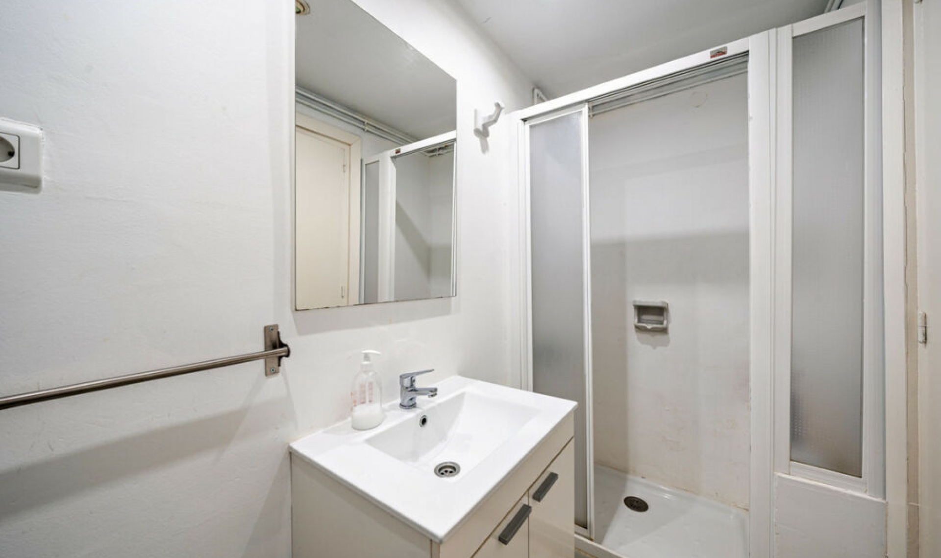 Resale - Apartment -
Málaga Centro