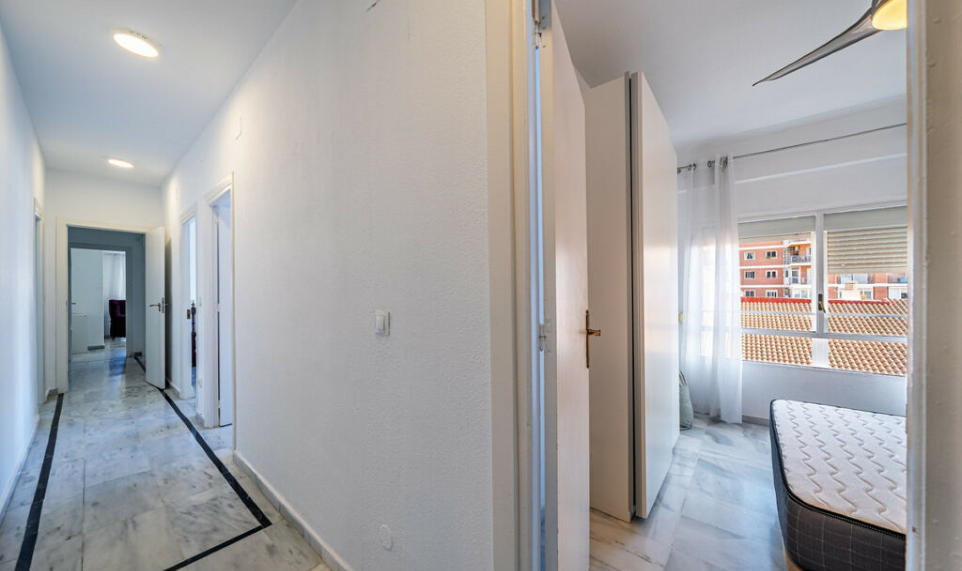 Resale - Apartment -
Málaga Centro