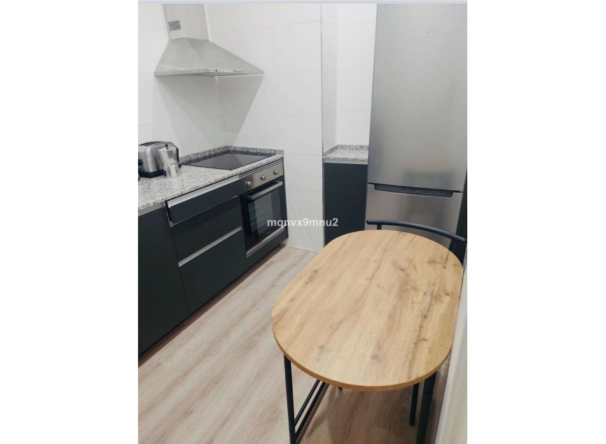Resale - Apartment -
Málaga Centro