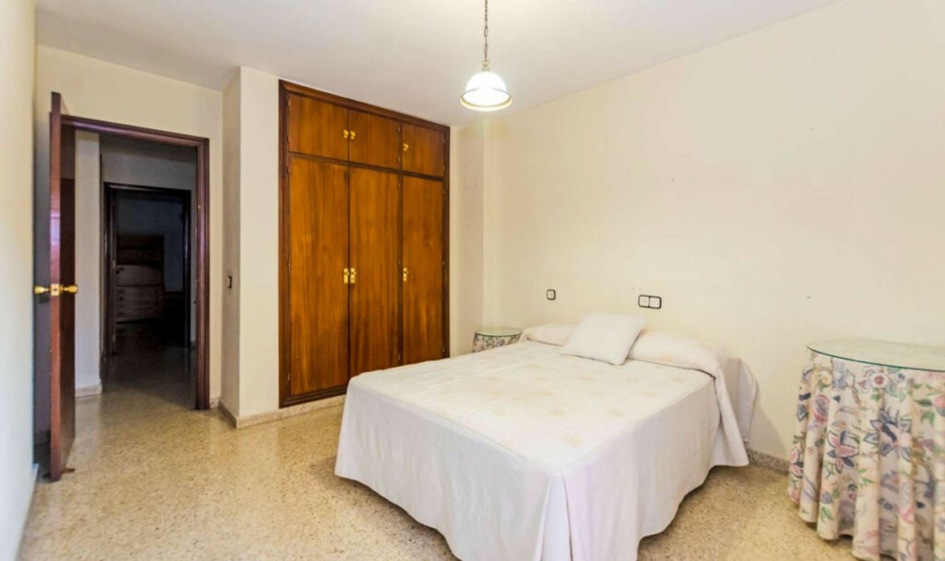 Resale - Apartment -
Málaga Centro